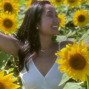 Meet your Posher, Leah